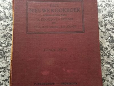 Het nieuwe kookboek. Vraag van de eigenaar was om het boek te herstellen met behoud van alle 'ingrediënten'.